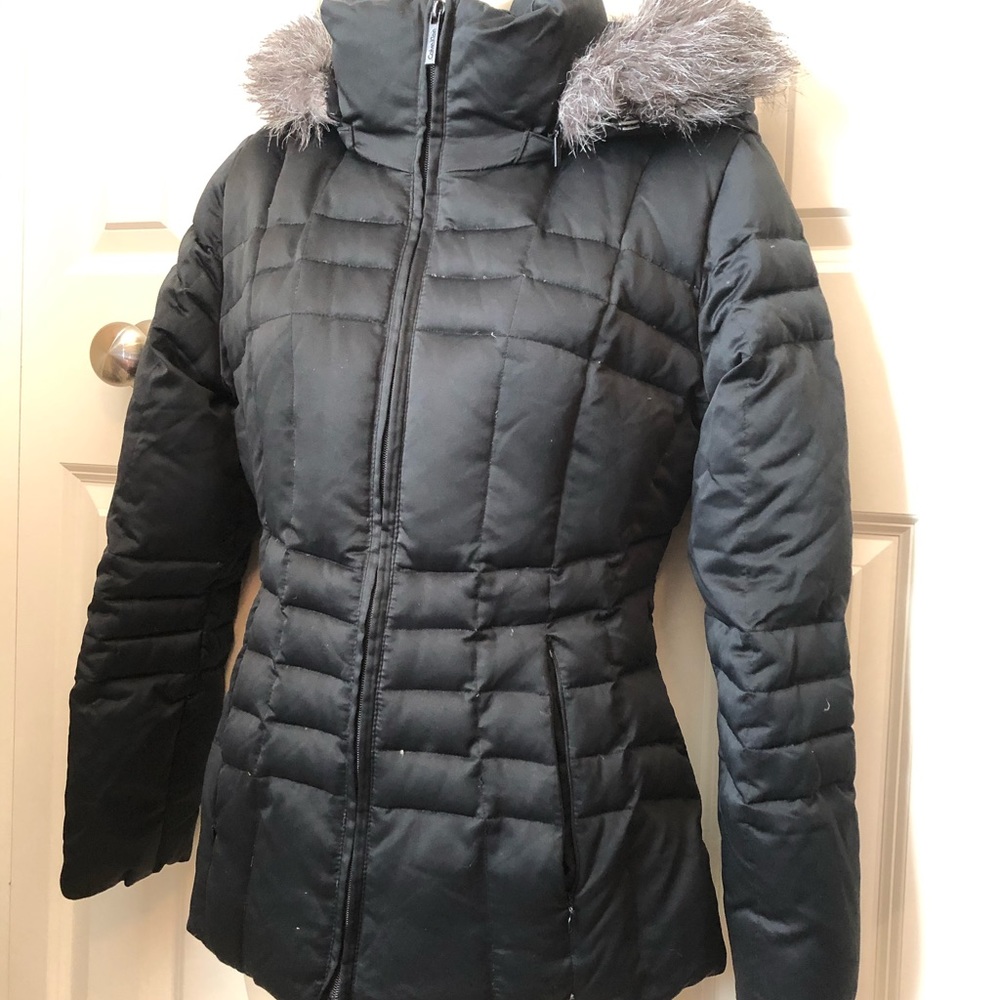 EUC Calvin Klein black puffer size small - Picture 3 of 10